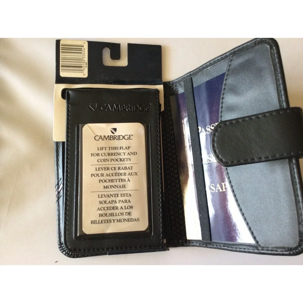 Mead Cambridge Passport Folio